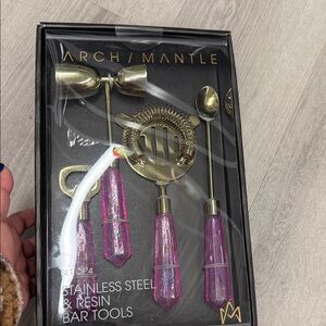 Arch Mantle Stainless Steel & Resin Bar Tools Set